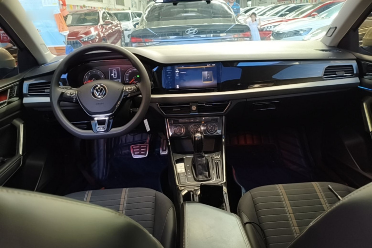 Volkswagen Lavida 2020 #10 Volkswagen Lavida 2020 car image #10