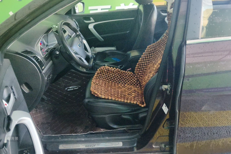 GEELY Emgrand 2016 car image #17