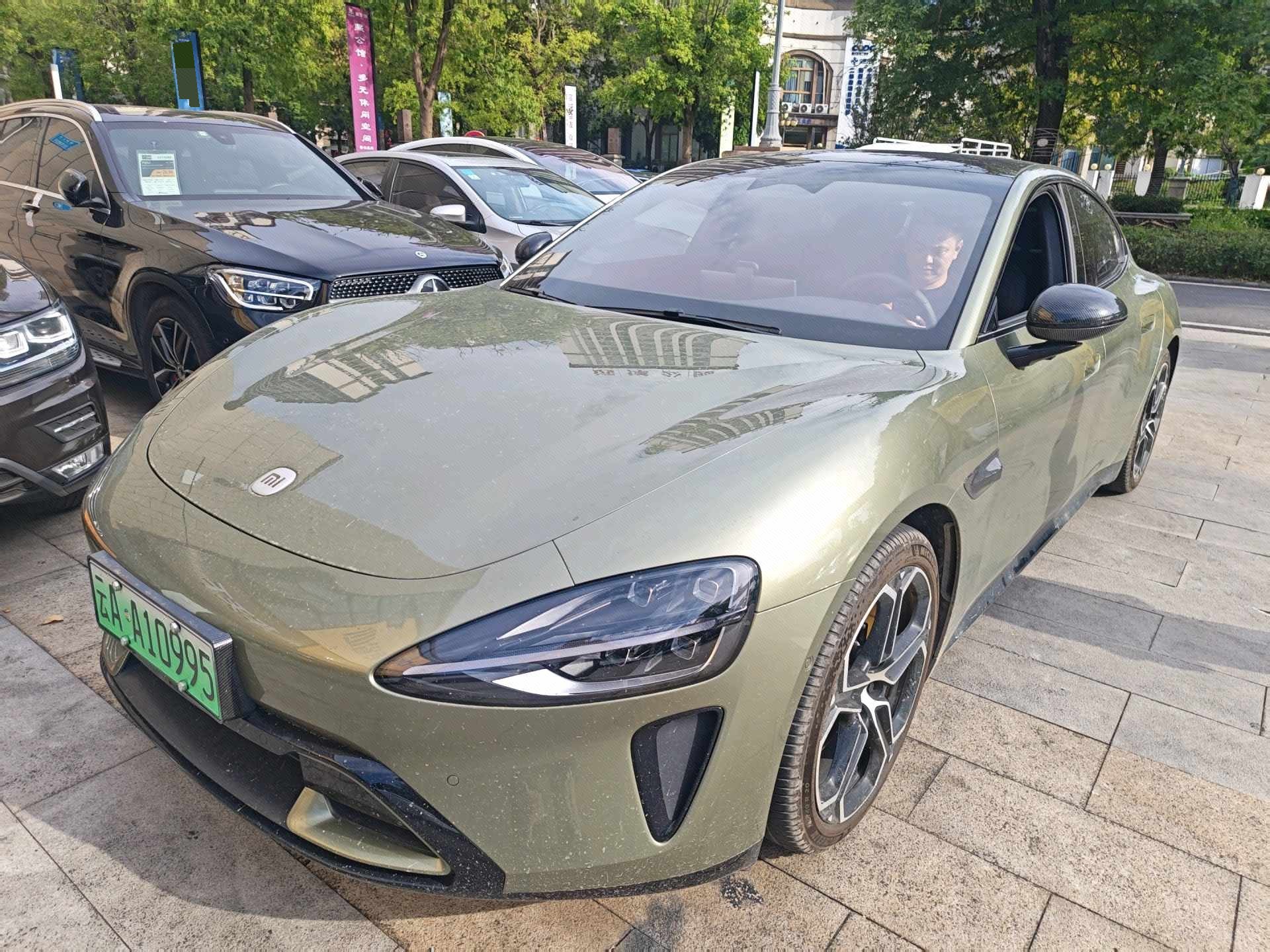 MI SU7 2025 car image 