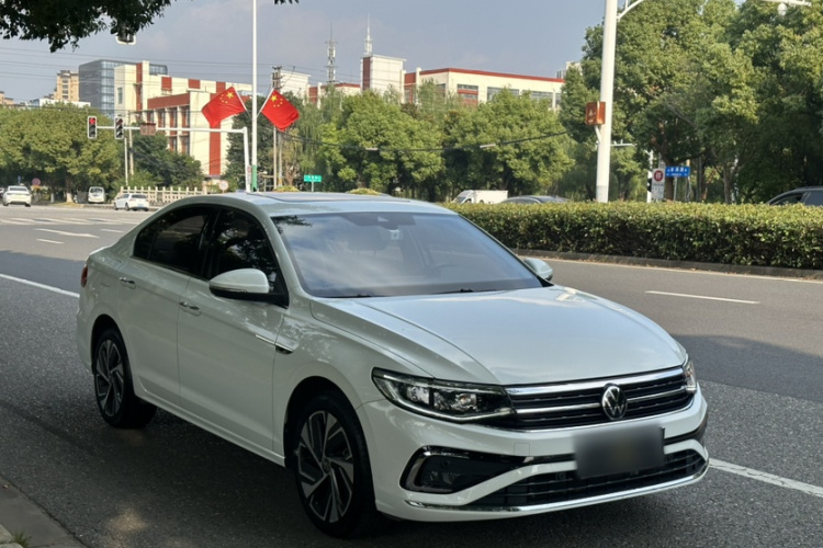 Volkswagen Bora 2023 изображение автомобиля #3