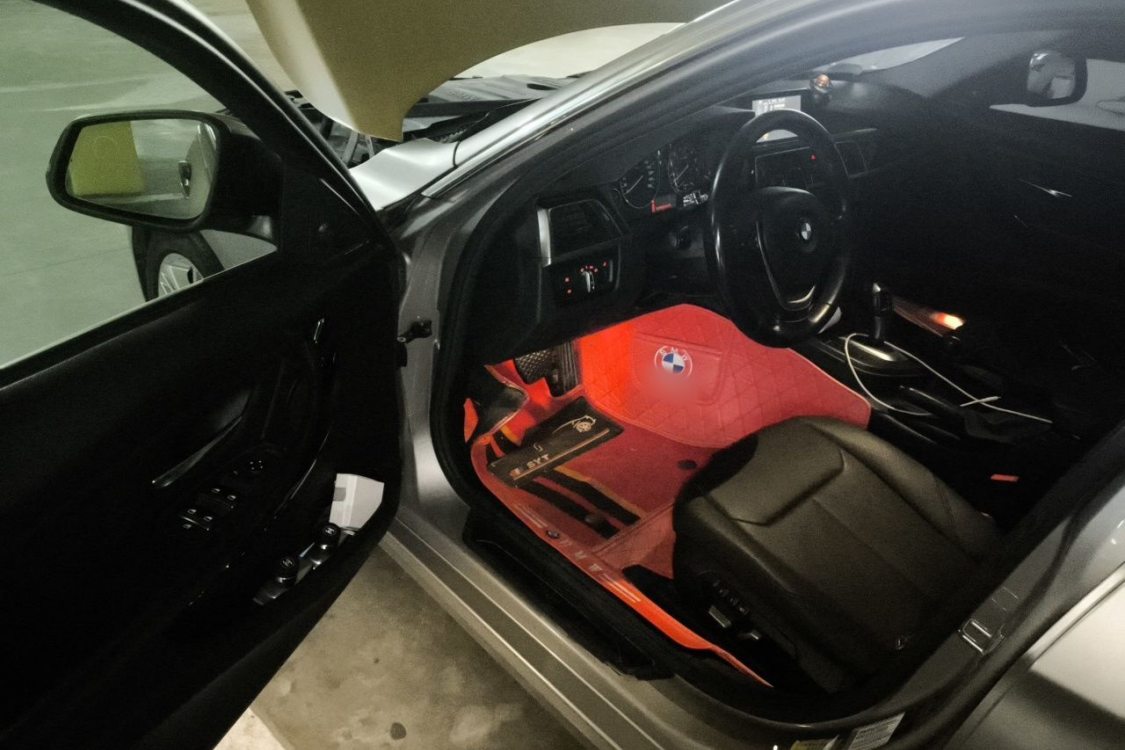 BMW 3 Series 2017 immagine di auto #23