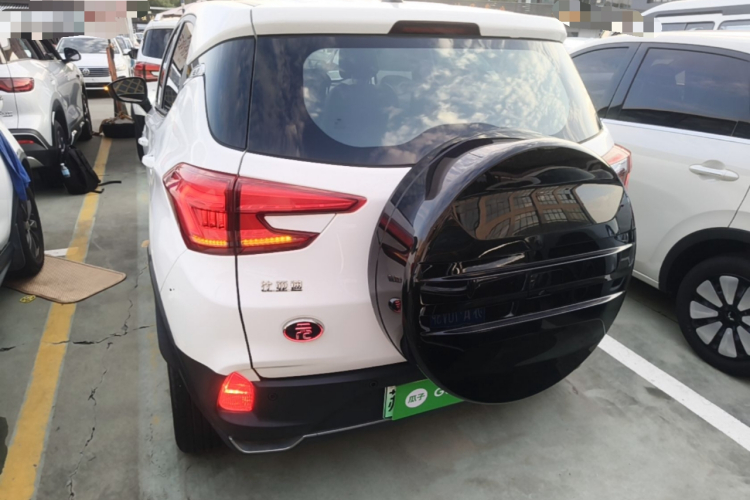 BYD Yuan New Energy 2020 #4 BYD Yuan New Energy 2020 car image #4