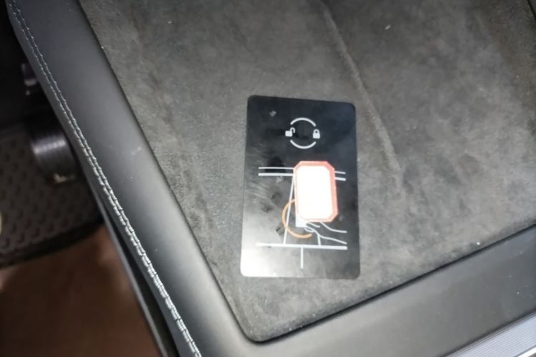 Tesla Model 3 2025 #14 Tesla Model 3 2025 car image #14