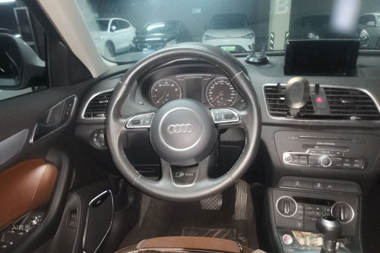 Audi Q3 2017 #12 Audi Q3 2017 car image #12