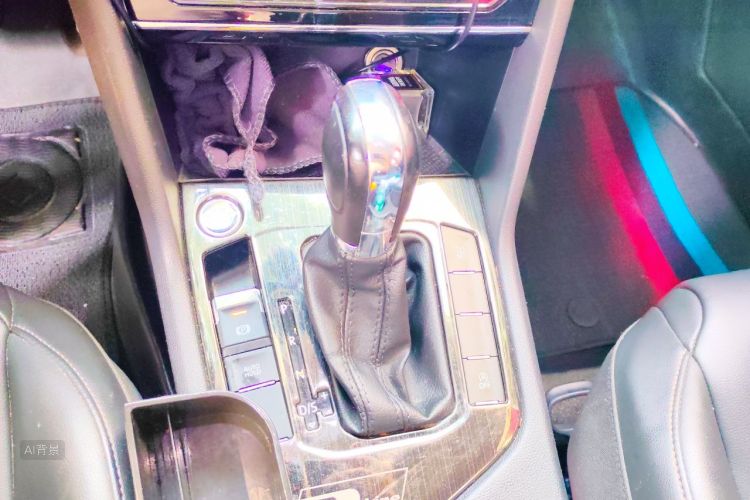 Volkswagen Tharu 2021 immagine di auto #16