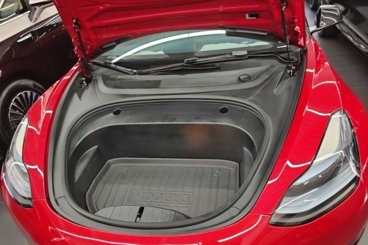 Tesla Model 3 2022 car image #20