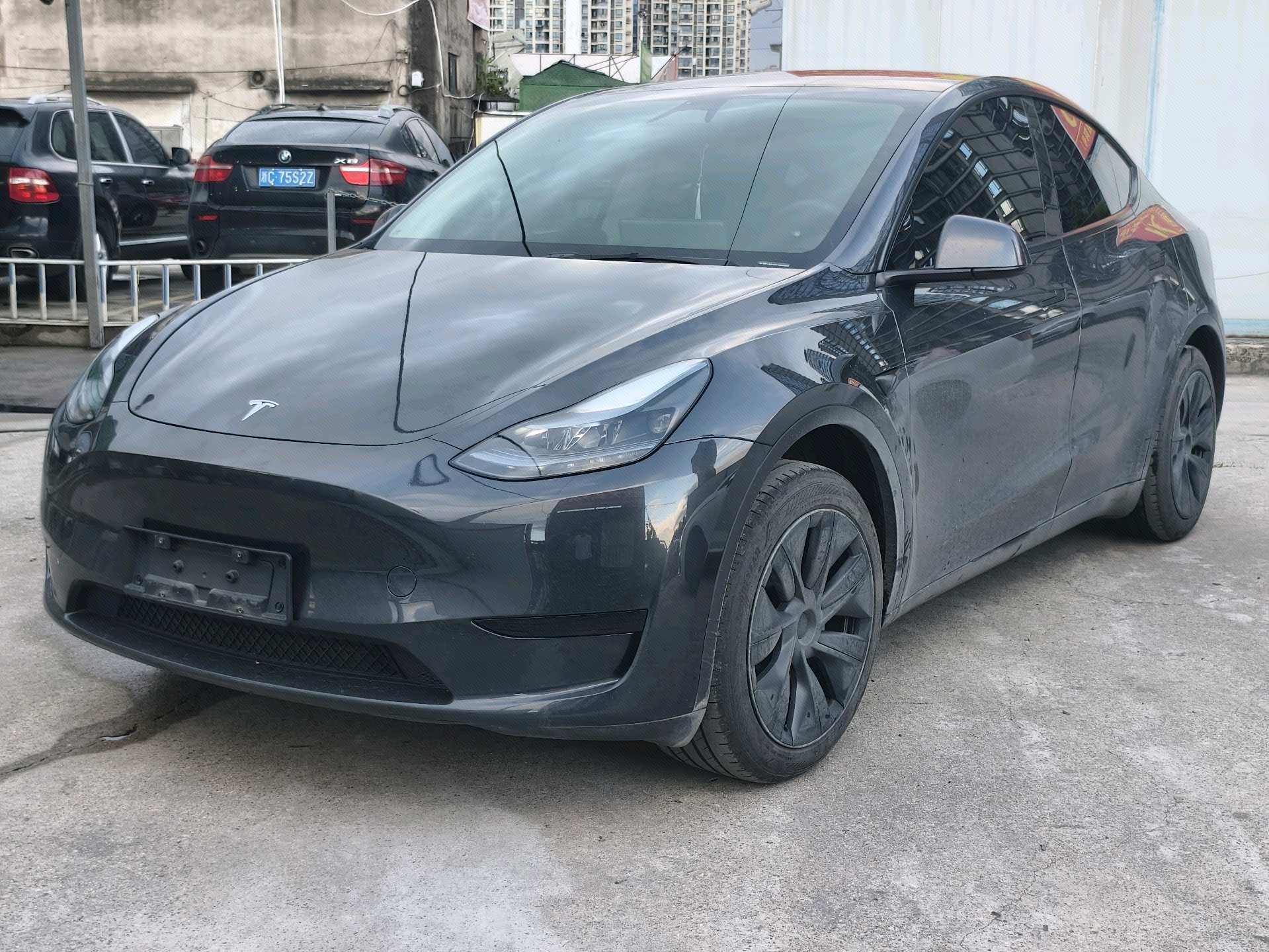 Tesla Model Y 2024 Tesla Model Y 2024 car image