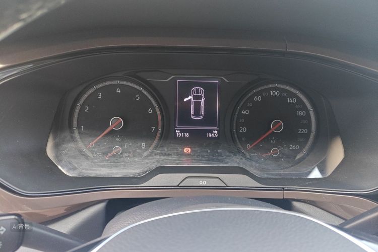 Volkswagen Tharu 2019 car image #14