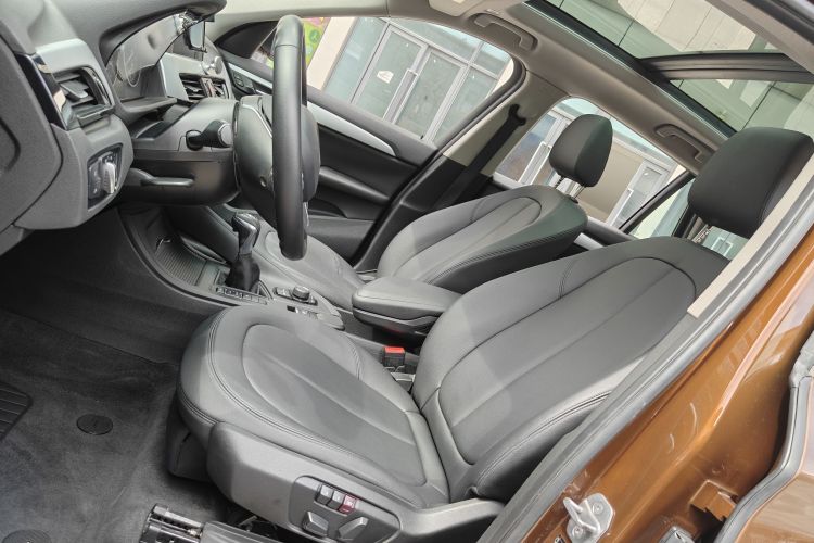 BMW X1 2016 #14 BMW X1 2016 صورة سيارة #14