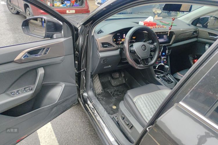 Volkswagen Tharu 2022 car image #18
