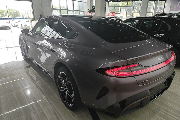 MI SU7 2025 car image #5