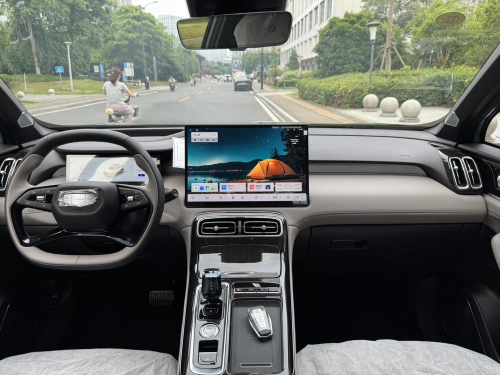 GEELY Boyue L 2026 #6 GEELY Boyue L 2026 car image #6