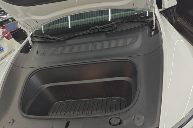 Tesla Model Y 2025 #20 Tesla Model Y 2025 imagen de coche #20