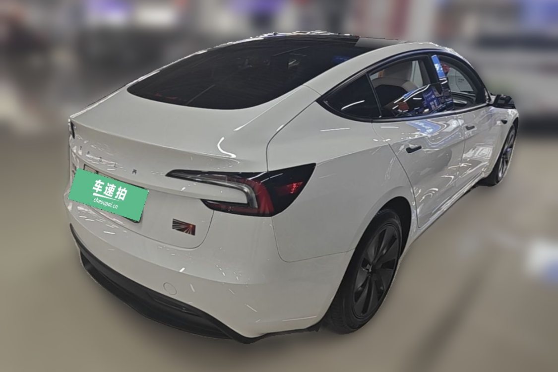 Tesla Model 3 2024 car image #2