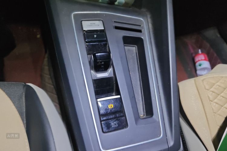 Volkswagen Golf 2022 imagen de coche #16