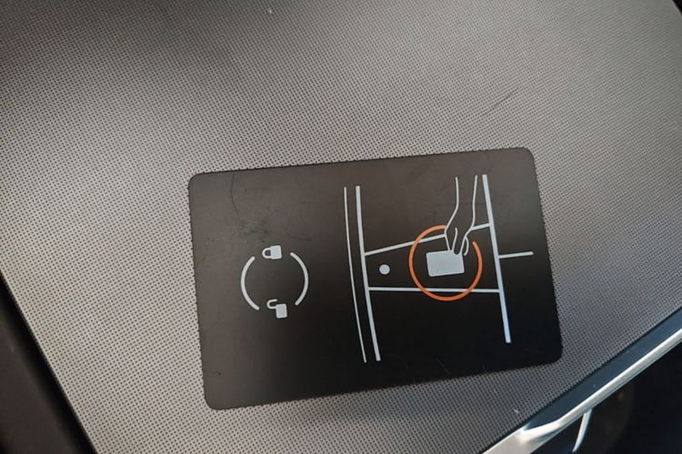 Tesla Model 3 2024 #11 Tesla Model 3 2024 car image #11