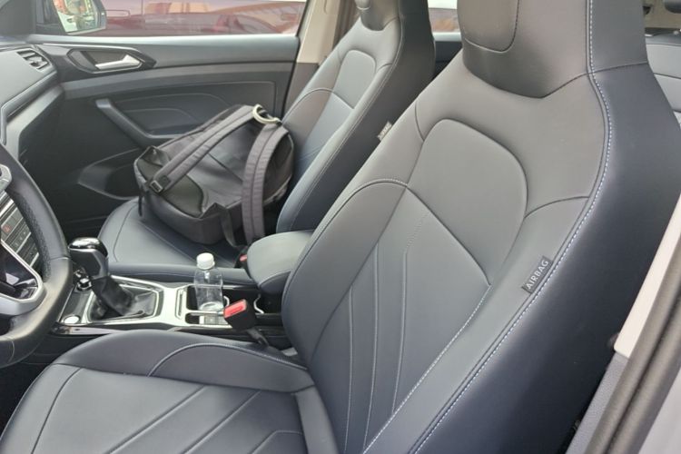 Volkswagen Tharu 2025 car image #15