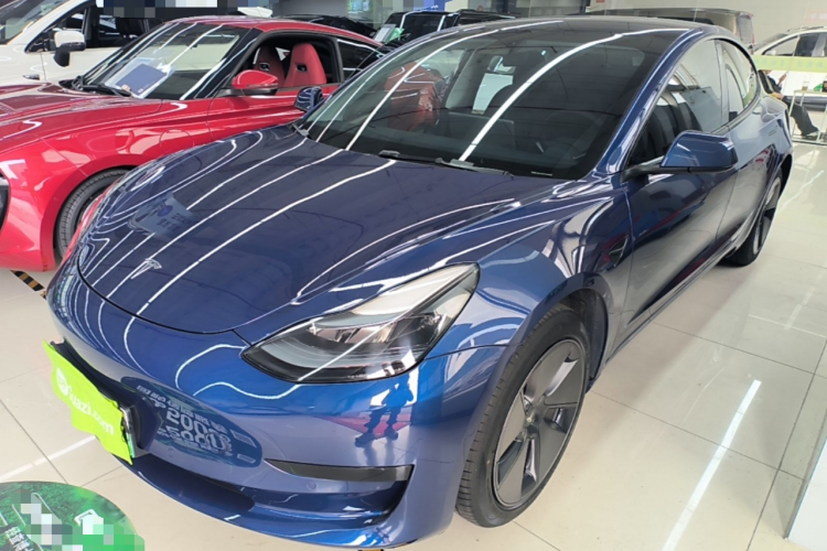 Tesla Model 3 2023 #2 Tesla Model 3 2023 изображение автомобиля #2