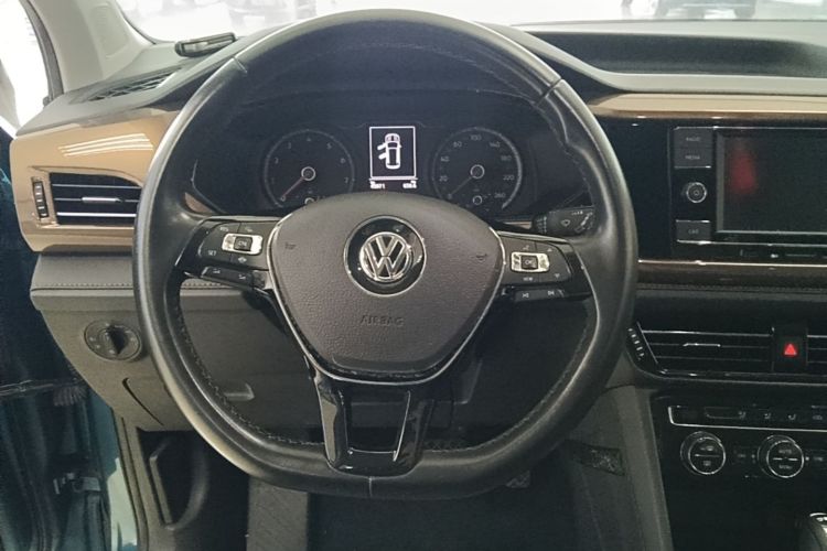 Volkswagen Tharu 2019 #11 Volkswagen Tharu 2019 car image #11