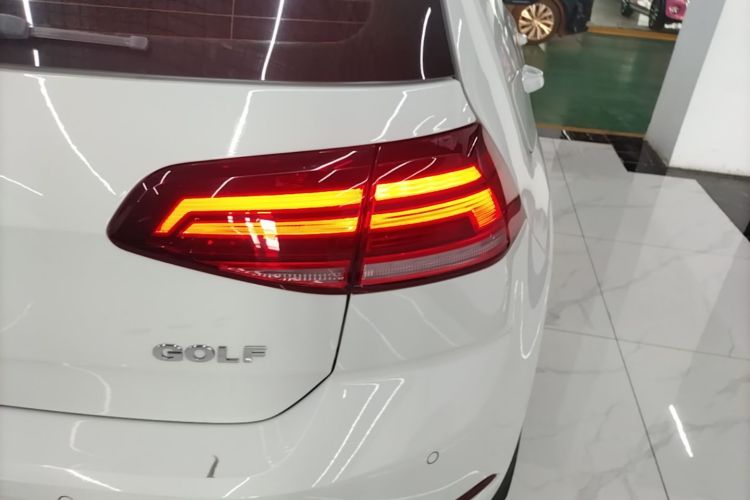 Volkswagen Golf 2018 #8 Volkswagen Golf 2018 car image #8