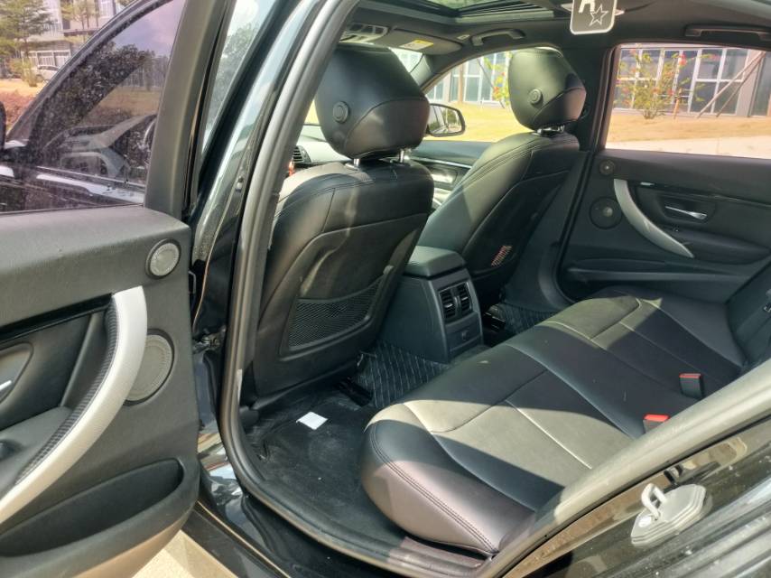 BMW 3 Series 2017 #5 BMW 3 Series 2017 car image #5