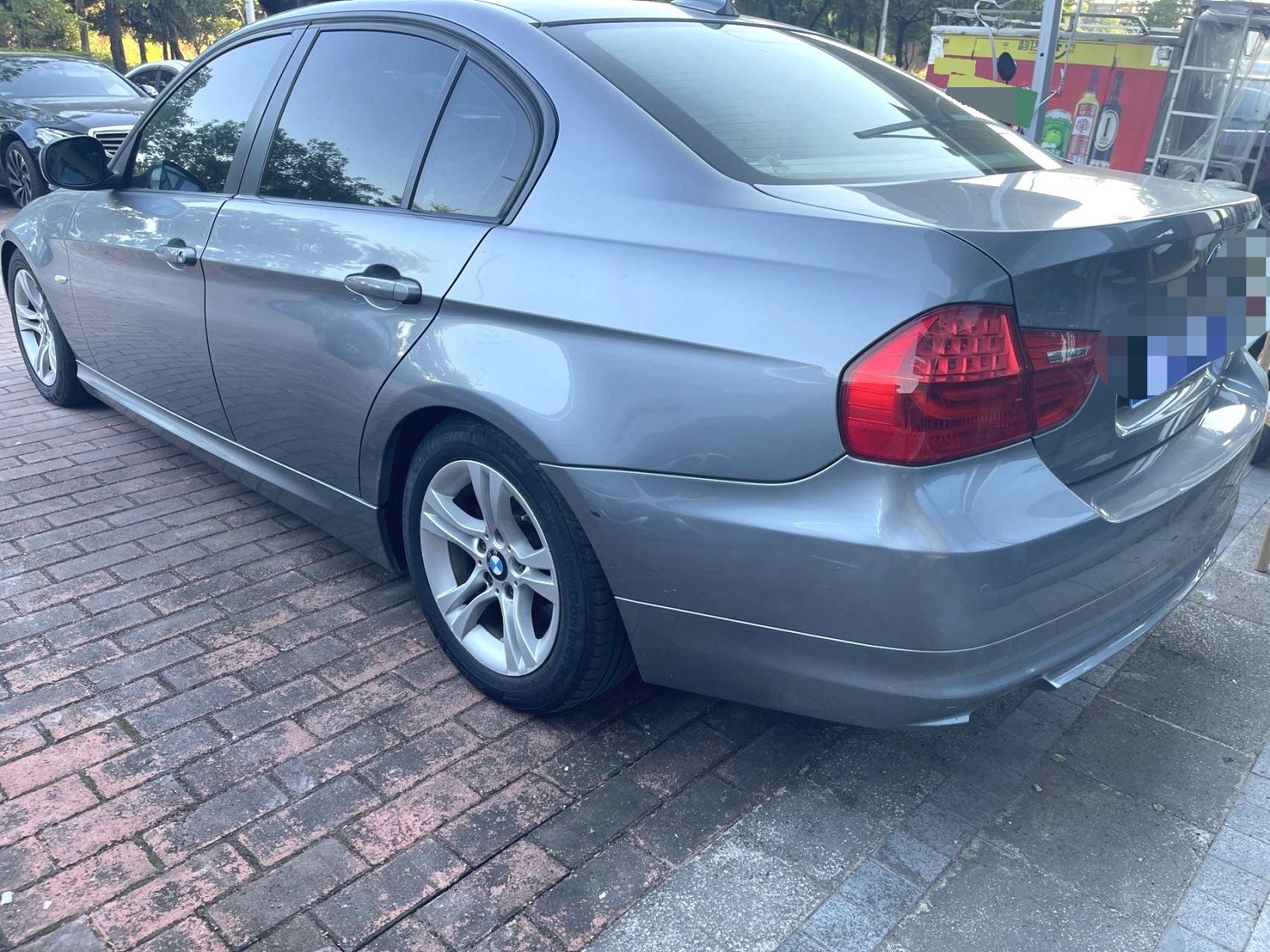 BMW 3 Series 2009 immagine di auto #5