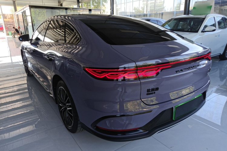 BYD Han 2023 car image #5