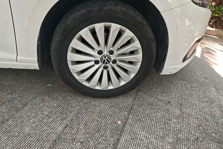Volkswagen Lavida 2021 car image #9