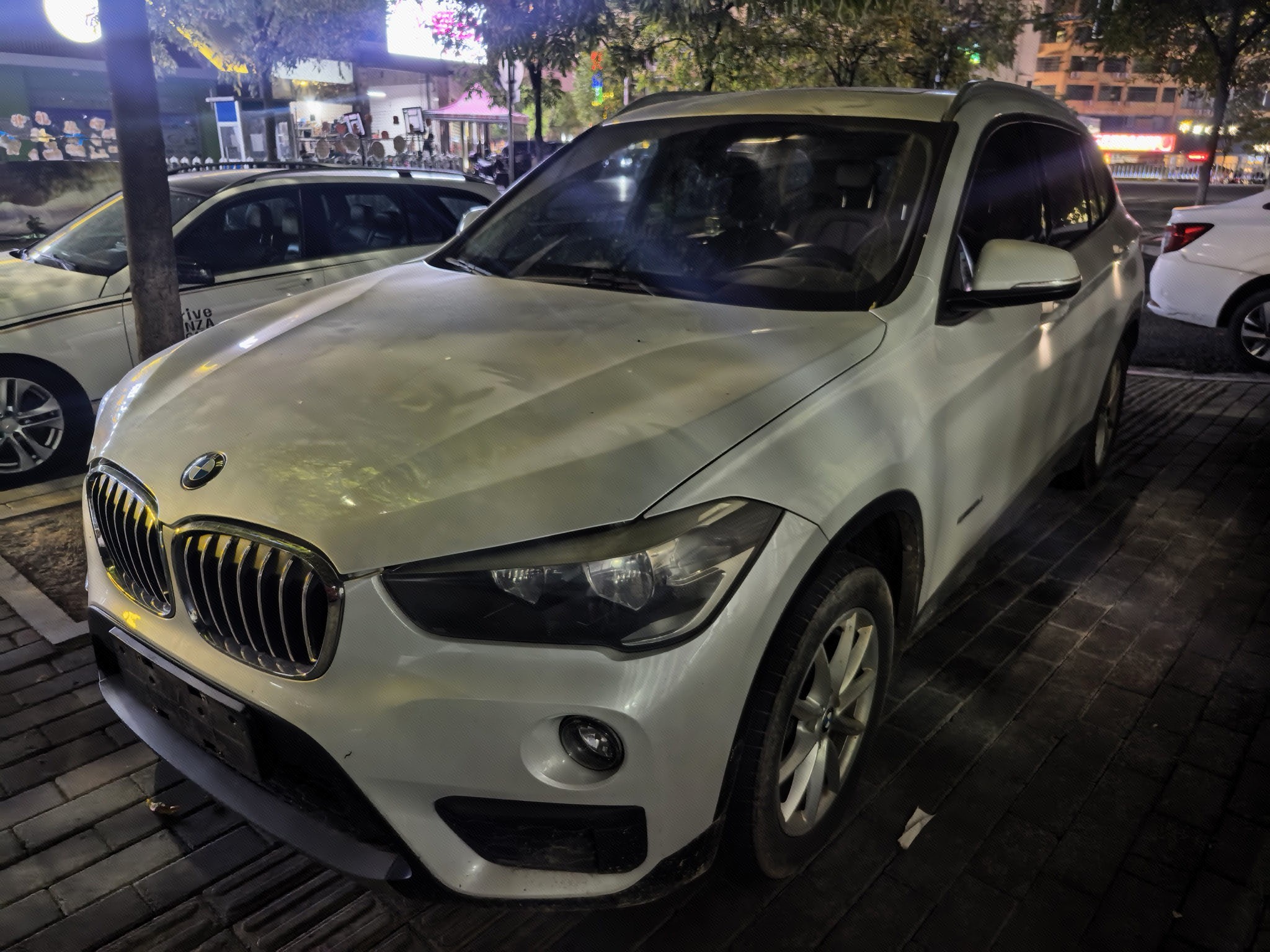 BMW X1 2017 BMW X1 2017 car image