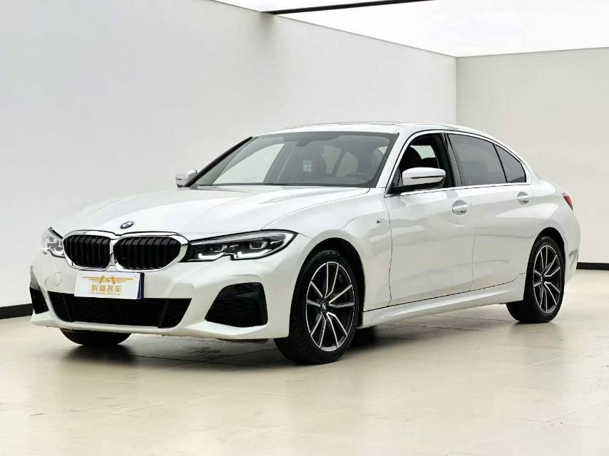 BMW 3 Series 2022 car image #2