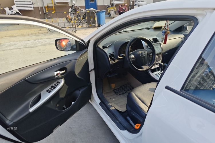 Toyota Corolla 2014 immagine di auto #18