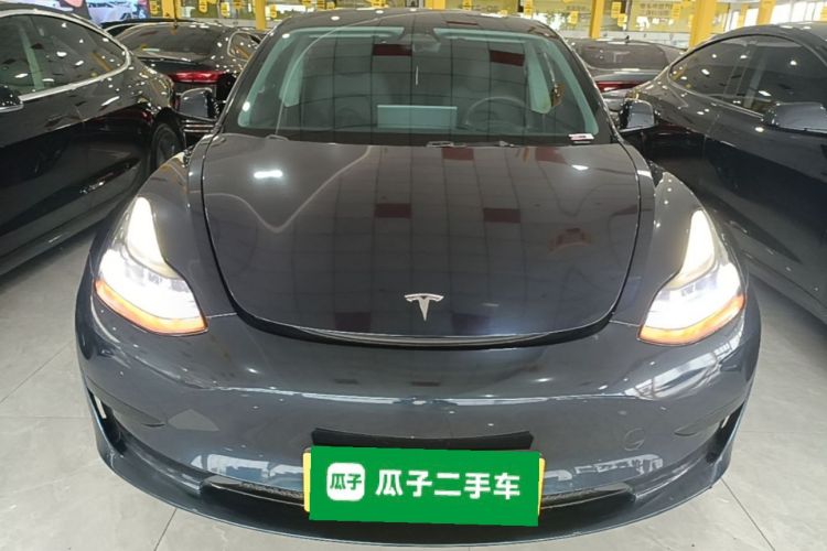 Tesla Model 3 2023 car image #3