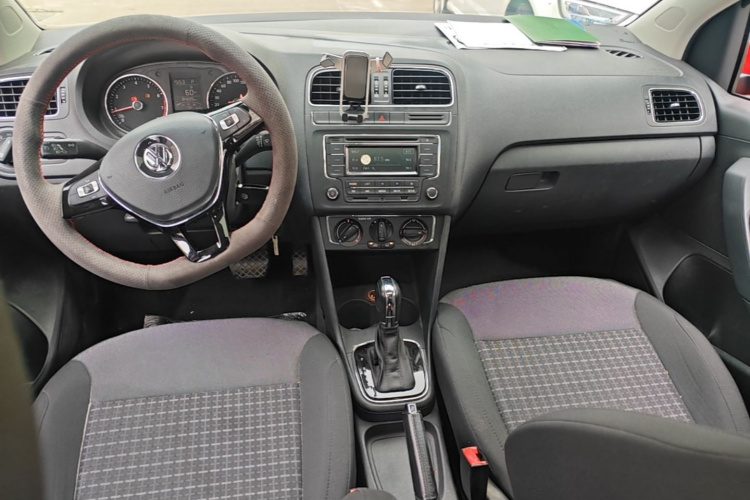 Volkswagen Polo 2017 #11 Volkswagen Polo 2017 car image #11