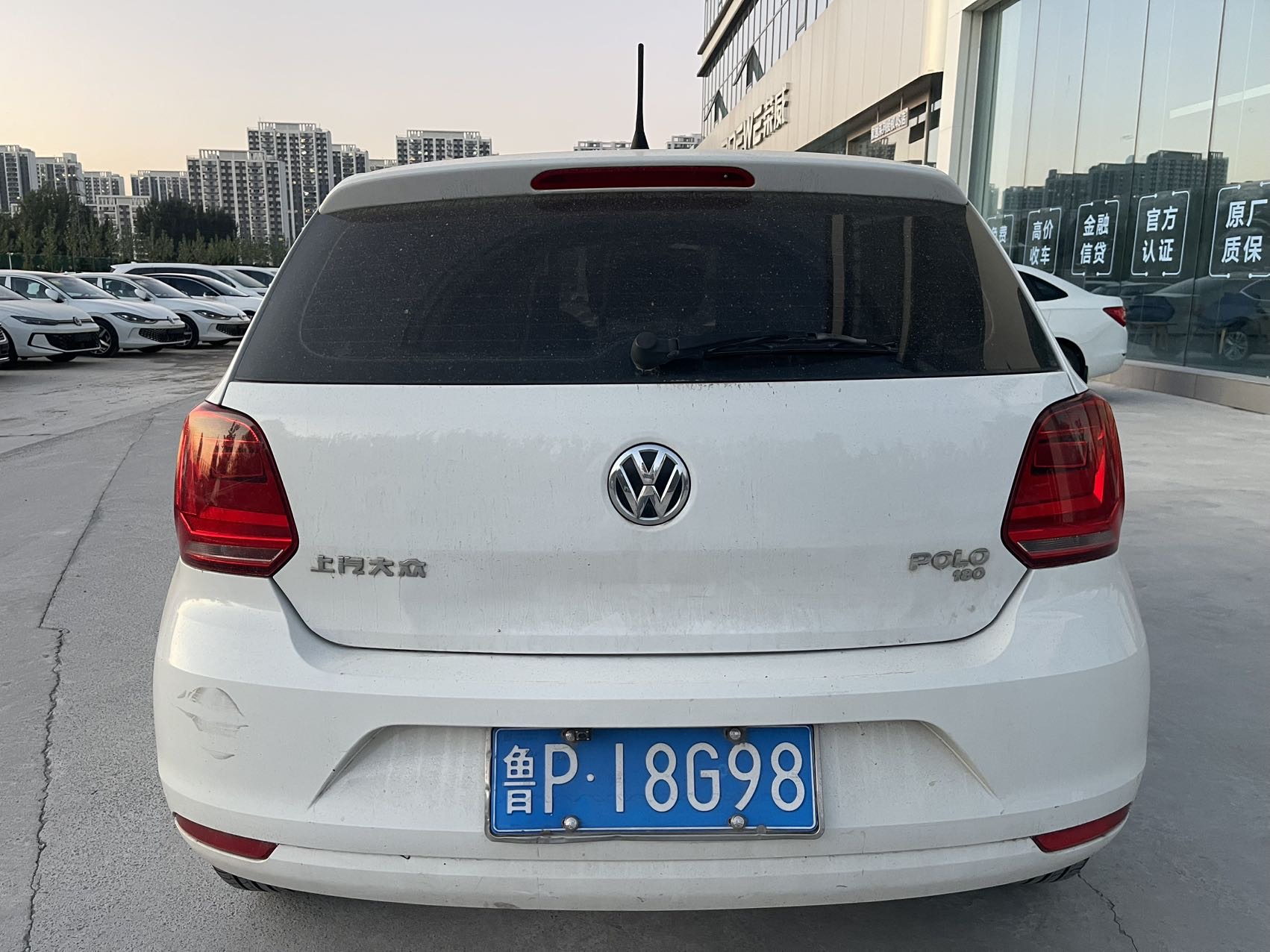 Volkswagen Polo 2018 car image #5