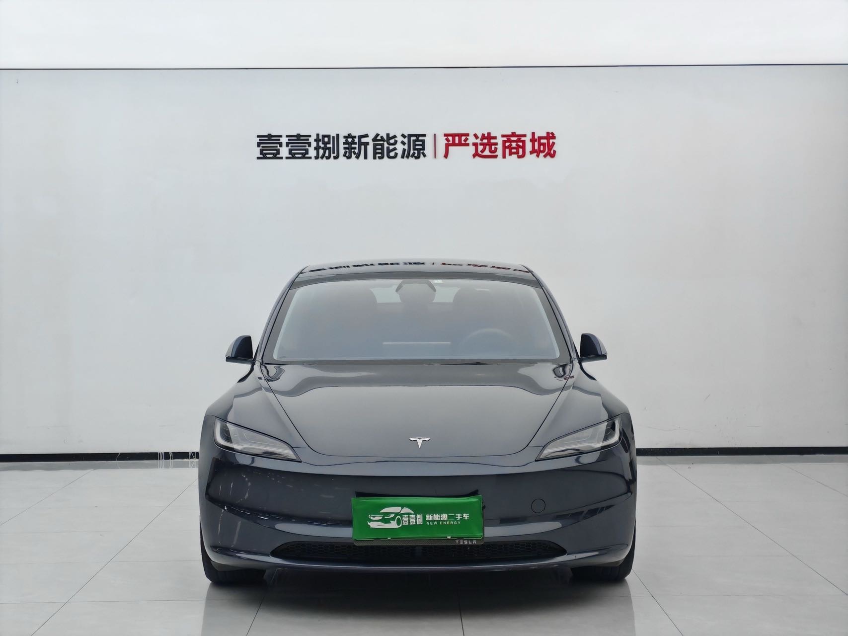 Tesla Model 3 2025 #2 Tesla Model 3 2025 car image #2