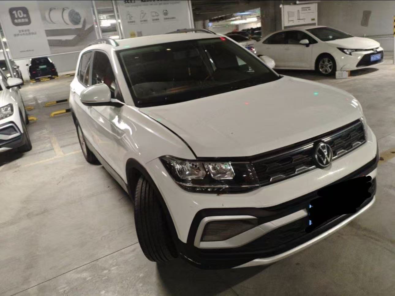 Volkswagen T-Cross 2023 imagen de coche #2