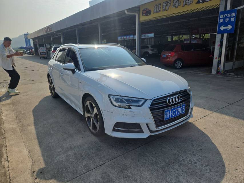 Audi A3 2019 #3 Audi A3 2019 car image #3