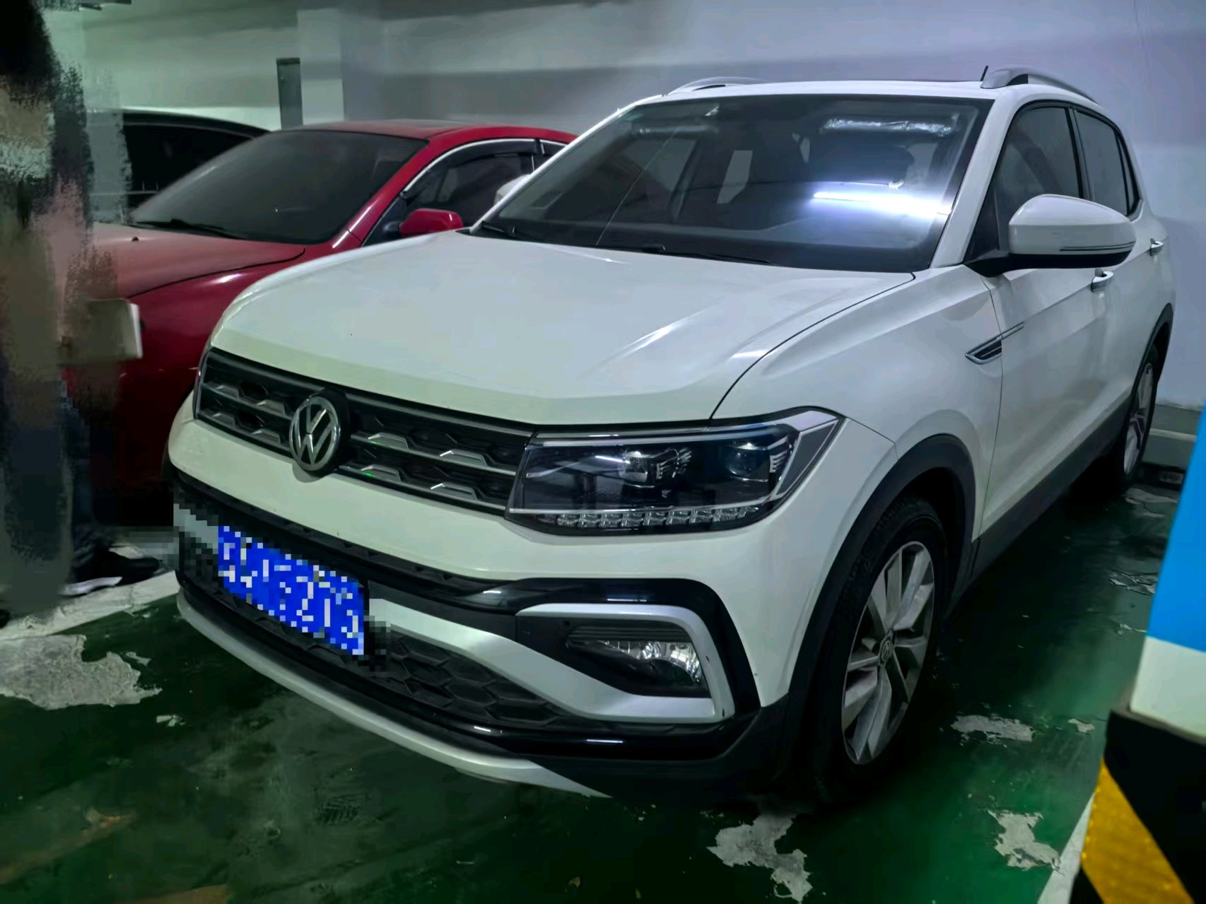Volkswagen T-Cross 2020 car image 