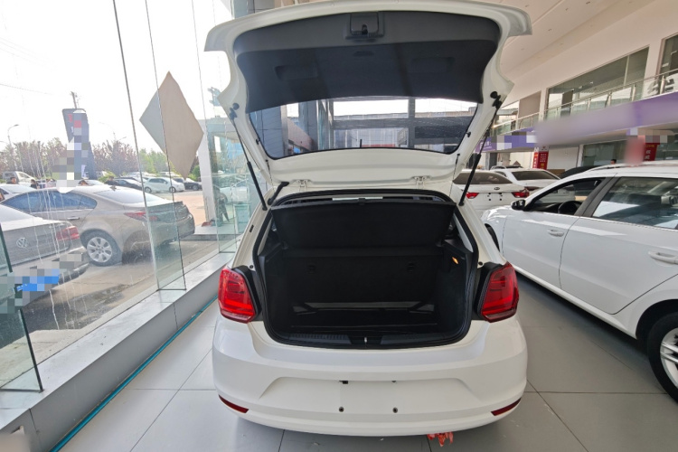 Volkswagen Polo 2017 #19 Volkswagen Polo 2017 car image #19