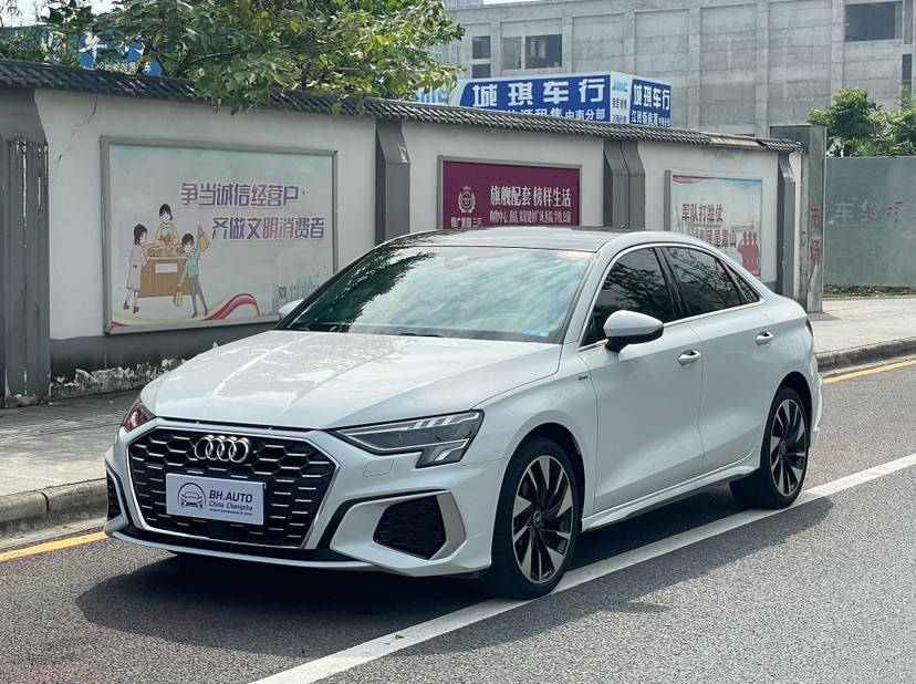 Audi A3 2022 immagine di auto 