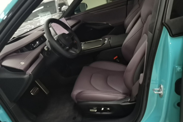 MI SU7 2024 car image #15