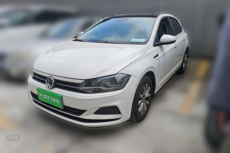 Volkswagen Polo 2021 car image #2