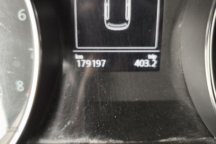 Volkswagen Golf 2018 car image #14