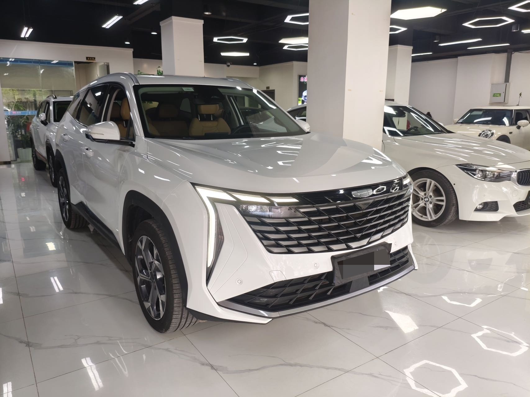 GEELY Boyue L 2023 изображение автомобиля #3
