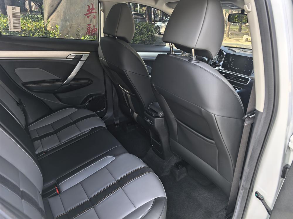 GEELY Coolray 2024 #14 GEELY Coolray 2024 car image #14