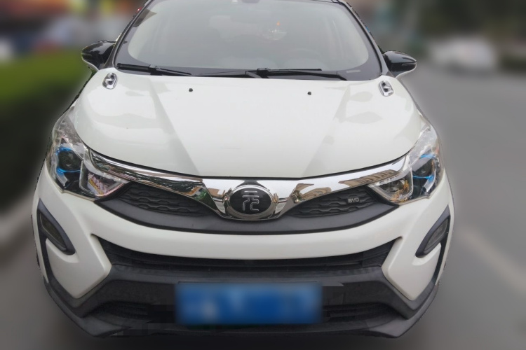 BYD Yuan 2020 #3 BYD Yuan 2020 car image #3