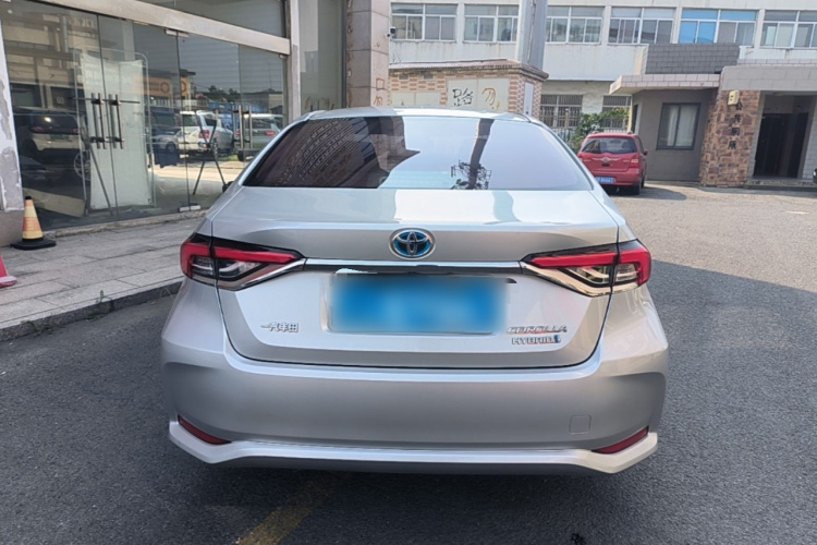 Toyota Corolla 2021 #6 Toyota Corolla 2021 صورة سيارة #6