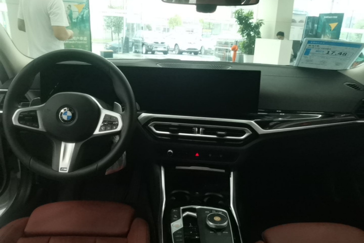 BMW 3 Series 2024 #10 BMW 3 Series 2024 car image #10