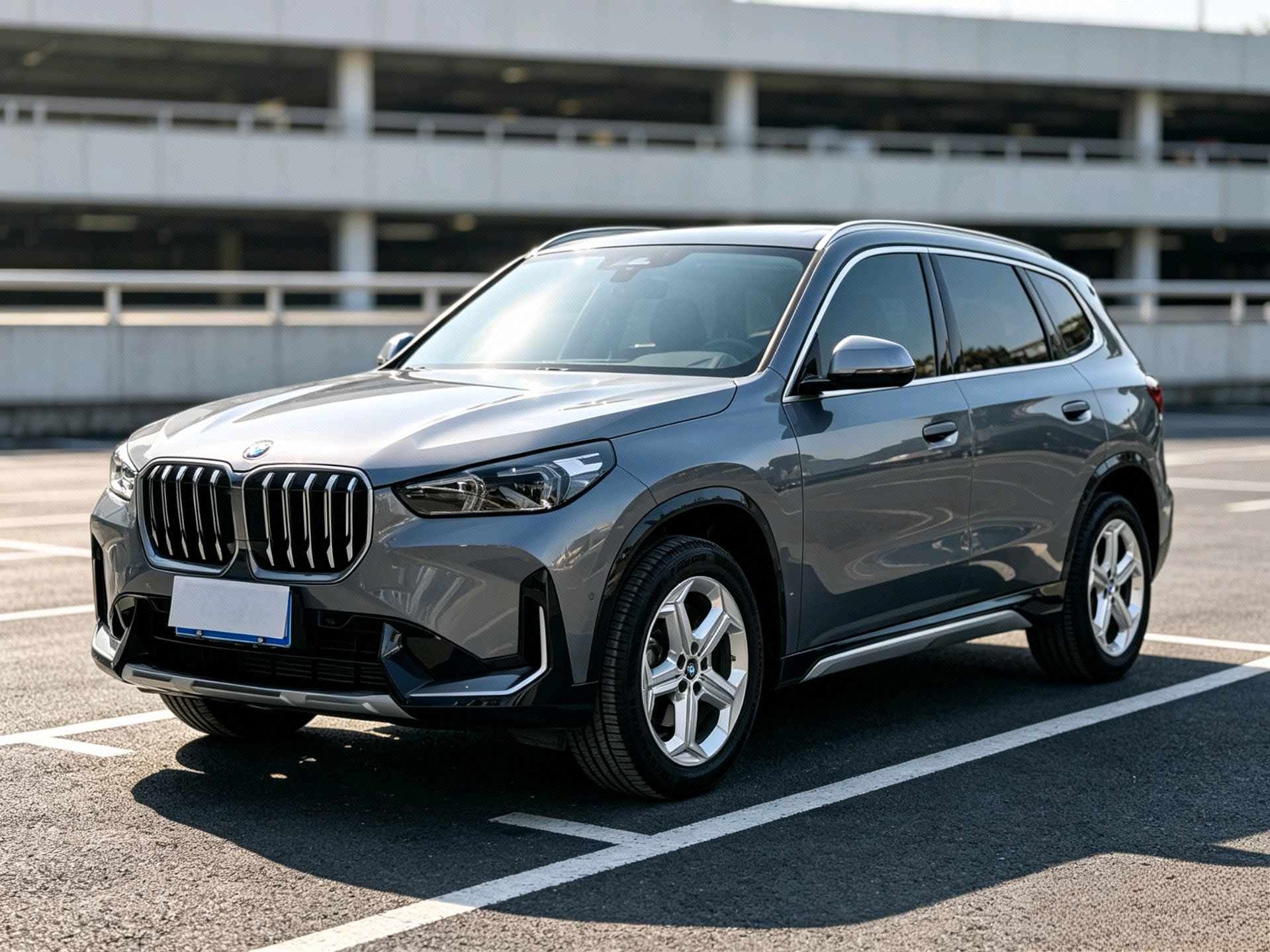 BMW X1 2023 BMW X1 2023 car image