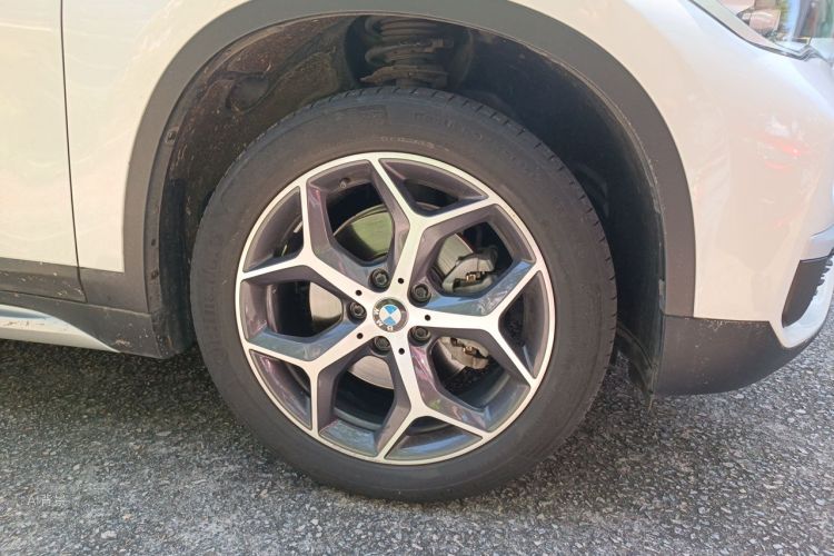 BMW X1 2019 car image #9